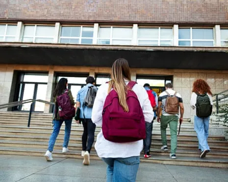 As Teen Boys Shift Toward Conservatism, the Emergence of the 'New Chill Girl' Trend Grows Visible