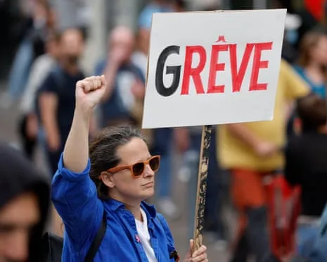 The nation Preparing for Significant Strike Action During Worsening Governmental Turmoil